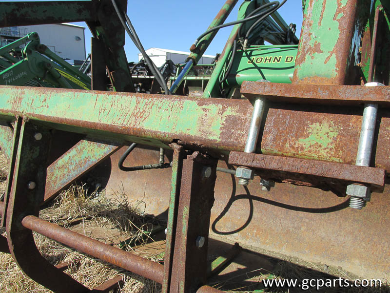 740 LOADER 7FT W/GRAPPLE